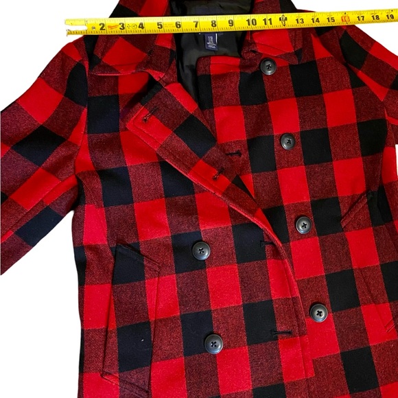 GAP- plaid jacket - Picture 6 of 8